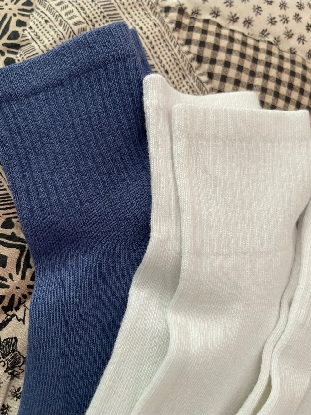 HUE Women's Ankle Socks Pack — White, Gray & Blue